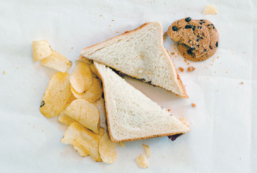 Sharing God’s comfort: Emerald Baptist uses sandwiches to connect with community Sandwich_online