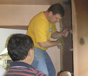Todd Wood, Tom Capps - Assoc. Missionaries assist Midtown Fellowship, Columbia