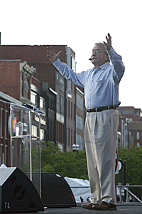 Evangelist Luis Palau