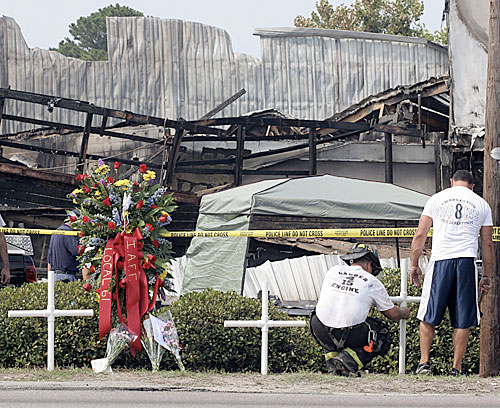 Church pays tribute to emergency responders