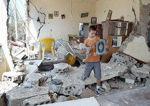 Lebanon relief - Muslim boy